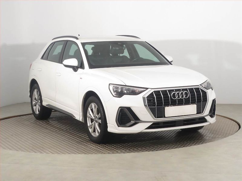Audi Q3 (2020) S line 2.0 TDI - fotka 1 z 16