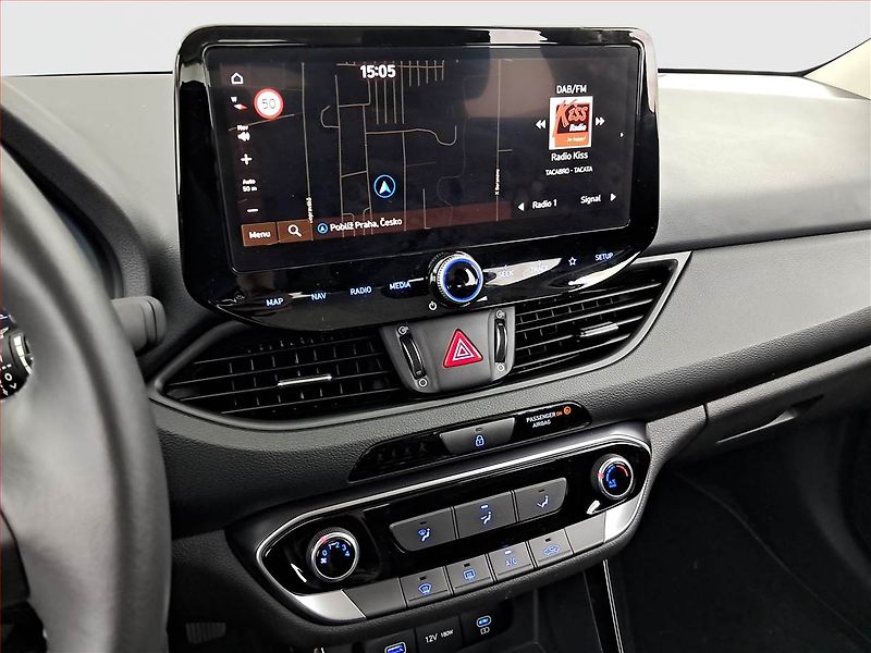 Hyundai i30 (2025) 1.0 T-GDI, COMFORT, DPH - fotka 12 z 19