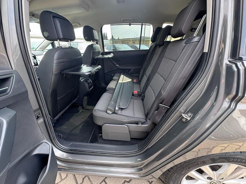 Volkswagen Touran (2016) 7X 2,0 TDI 110 KW 2 MAJ TAŽNÉ - fotka 33 z 50