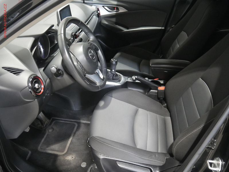 Mazda CX-3 (2016) 1.5D, LED, AC, tempo - fotka 9 z 17