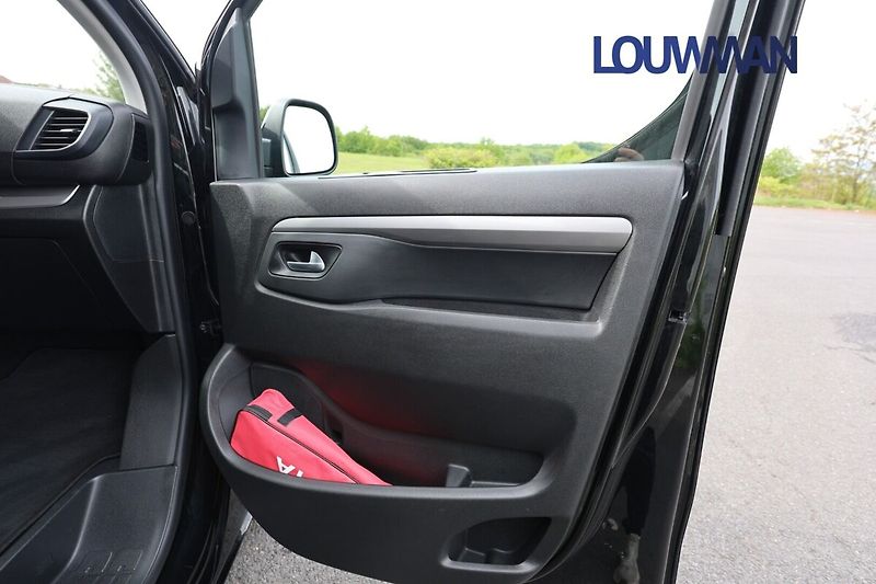 Toyota ProAce Verso 5D - L1 - 2.0L Diesel  - 8 AT - fotka 16 z 25