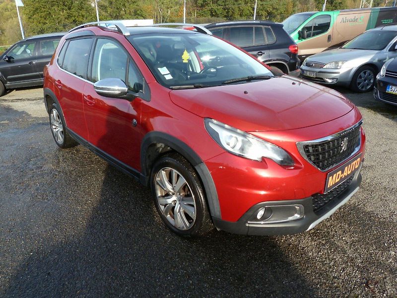 Peugeot 2008 1.2 PureTech Crossway 81 kw - fotka 3 z 20