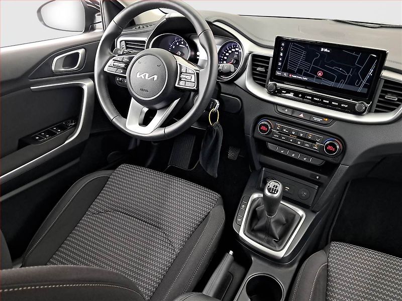 Kia Ceed (2025) Top 1.5 T-GDI - fotka 7 z 20