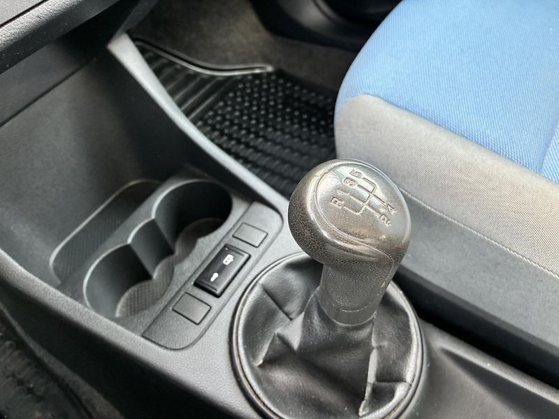 Škoda Fabia 1.2 HTP 12V / 51 kW Active - fotka 17 z 17