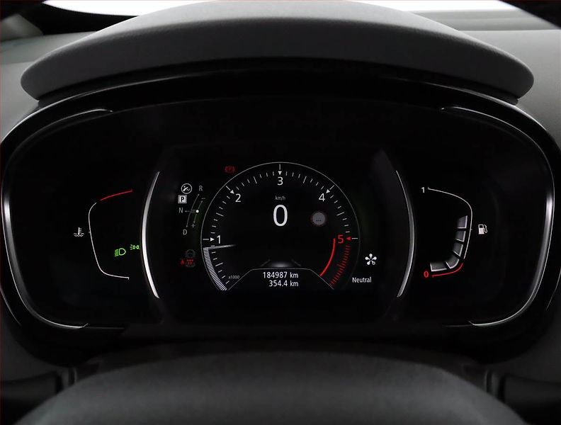 Renault Espace (2015) 1.6 dCi, Automat, 7 míst, Kůže - fotka 9 z 18