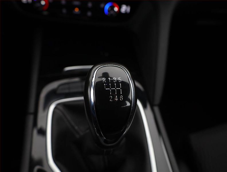 Opel Insignia (2021) 1.5 CDTI, Serv.kniha, Tempomat - fotka 14 z 19