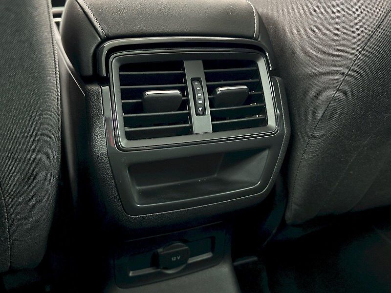 Škoda Karoq (2024) 2.0TDI 85kW Selection - fotka 22 z 26