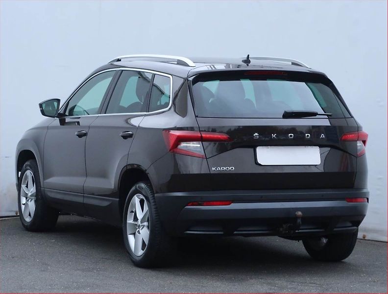 Škoda Karoq (2019) Style 1.6 TDI, Navi, Tempomat - fotka 4 z 22