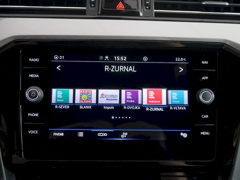 Volkswagen Passat (2023) BUSINESS PREMIUM 2.0TDI 110KW - fotka 23 z 42