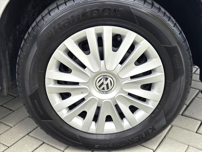 Volkswagen Caddy 1,6 TDi Trendline Tažné z. ČR - fotka 20 z 22