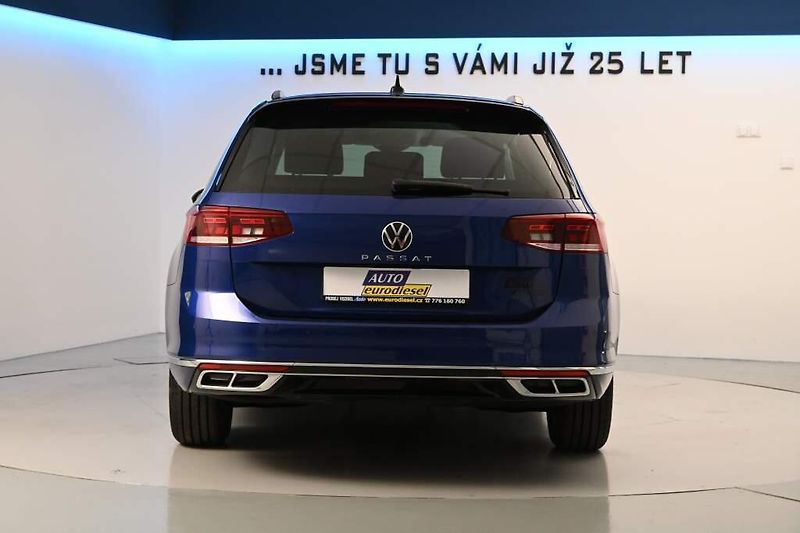 Volkswagen Passat (2022) 2.0 LED DSG ACC R-LINE Paket K - fotka 6 z 33