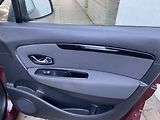 Renault Scénic (2013) 1.5 dci Expression pěkný - náhled 15