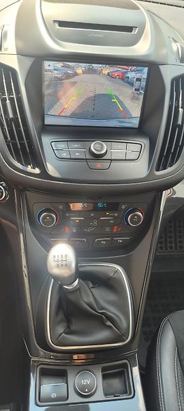 Ford Kuga (2016) 1,5 110kW ST-Line Bi-Xenony - fotka 23 z 45