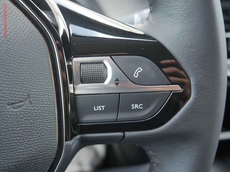 Peugeot 208 (2022) 1.2PT, 1.maj,ČR, Active - fotka 15 z 15