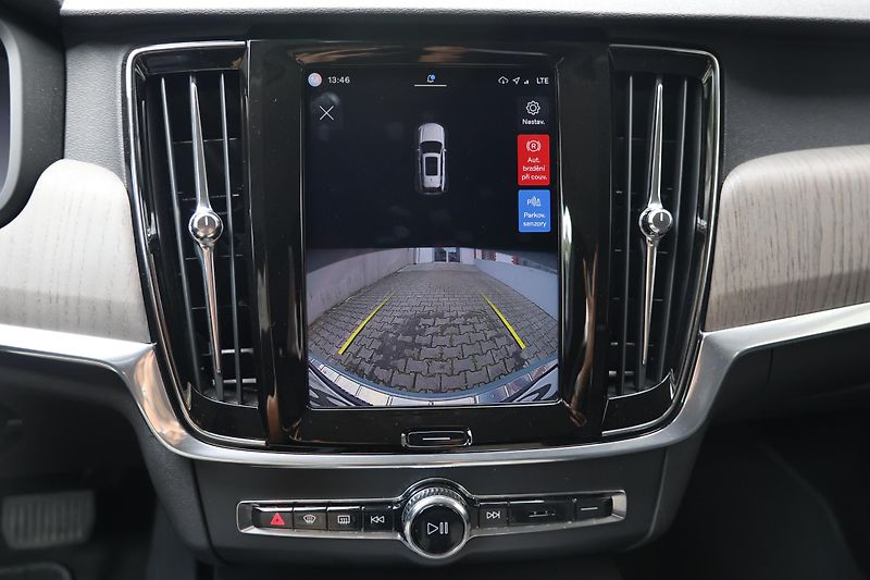 Volvo V90 (2021) Pro, B5 AWD mild hybrid - fotka 15 z 25