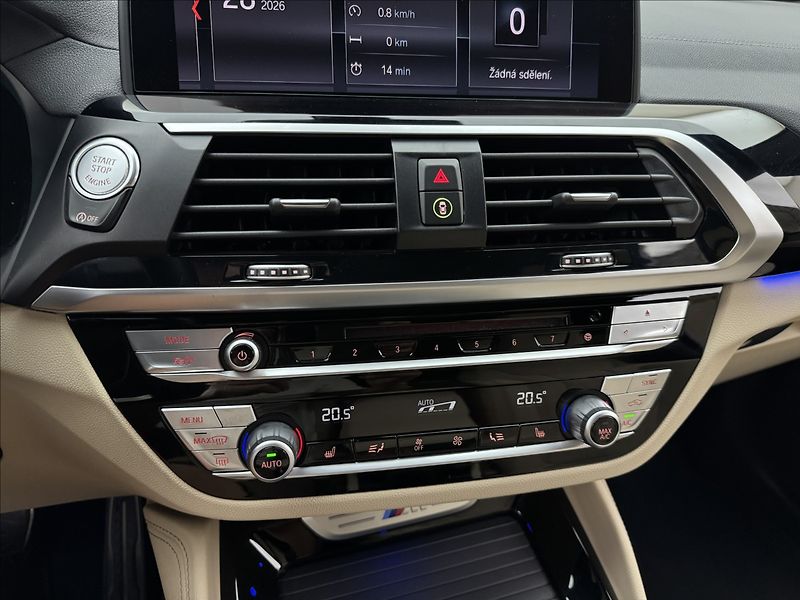 BMW X4 3,0 M40d DPH HUD 360° H/K CZ - fotka 26 z 49