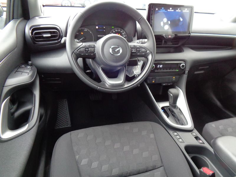 Mazda 2 Hybrid (2025) 1,5 AT Center-line - fotka 20 z 23