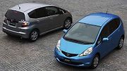 Honda Fit. U nás známá jako Honda Jazz. Původně se ale měla jmenovat Fitta, automobilka si naštěstí včas všimla, že fitta je v norštině hanlivým označením ženského přirození.