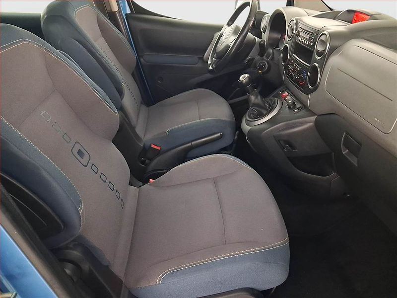 Citroën Berlingo (2011) 1.6 VTi, 5Míst - fotka 9 z 20