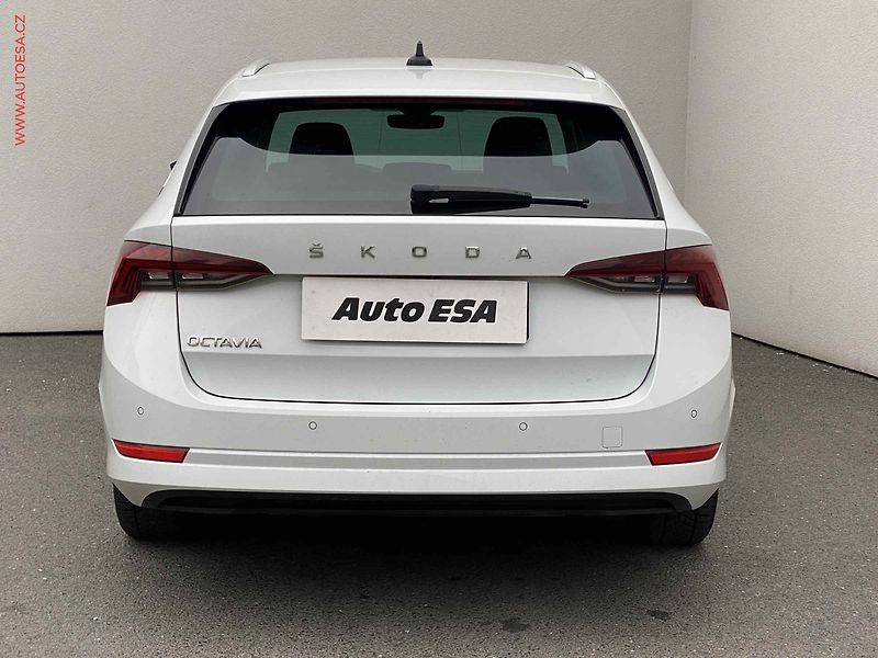 Škoda Octavia (2021) 2.0 TDi, ČR, Style, DSG, zmk - fotka 5 z 19