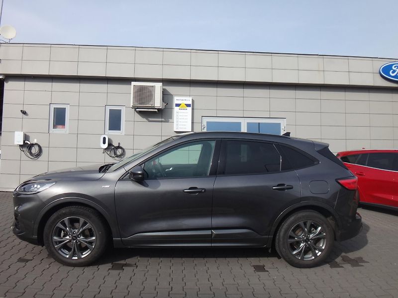 Ford Kuga (2020) St-Line_1.5 EcoBoost 110kW/150 - fotka 2 z 30