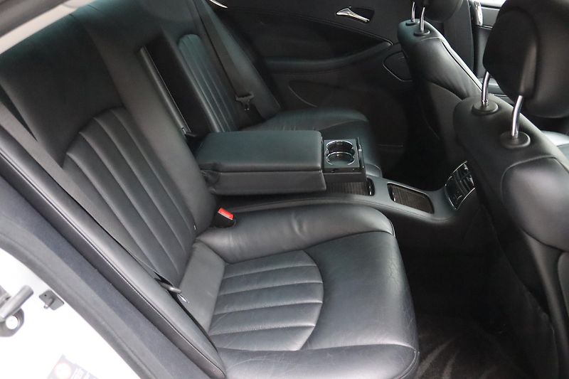 Mercedes-Benz CLS Mercedes-Benz CLS 500 V8 C219 - fotka 43 z 50