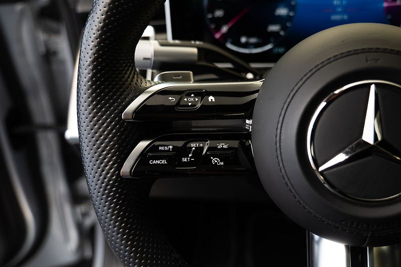 Mercedes-Benz Třídy S d Long 4MATIC - fotka 20 z 31