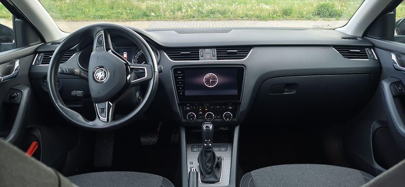 Škoda Octavia (2019) 2.0 TDI 2019 - SOLEIL  Automat - fotka 7 z 20