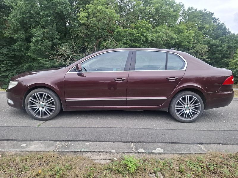 Škoda Superb (2008) 2-1.8 TSI,Elegance,xenon,CZ - fotka 2 z 18