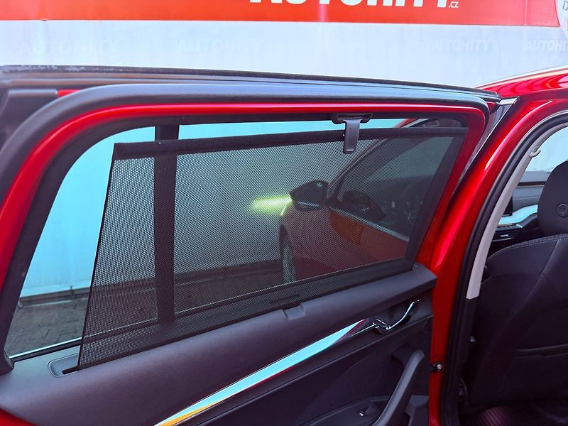 Škoda Octavia 2.0 TDi 110 kW Style DSG, Serv - fotka 14 z 36