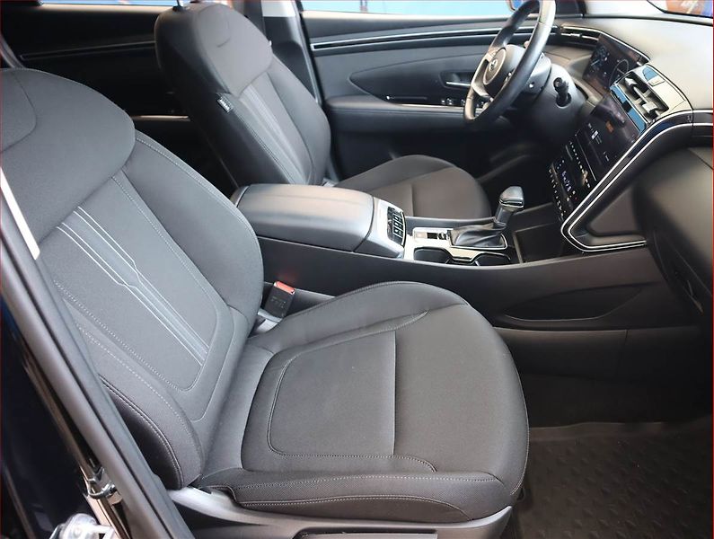 Hyundai Tucson (2021) 1.6 CRDi 48V MHEV - fotka 9 z 21