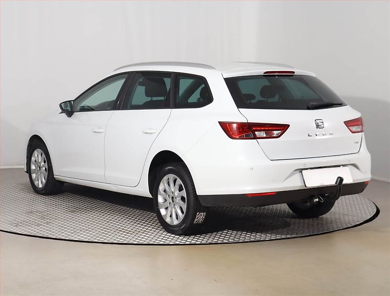 Seat Leon (2016) 1.6 TDI, Automat, Serv.kniha - fotka 4 z 18