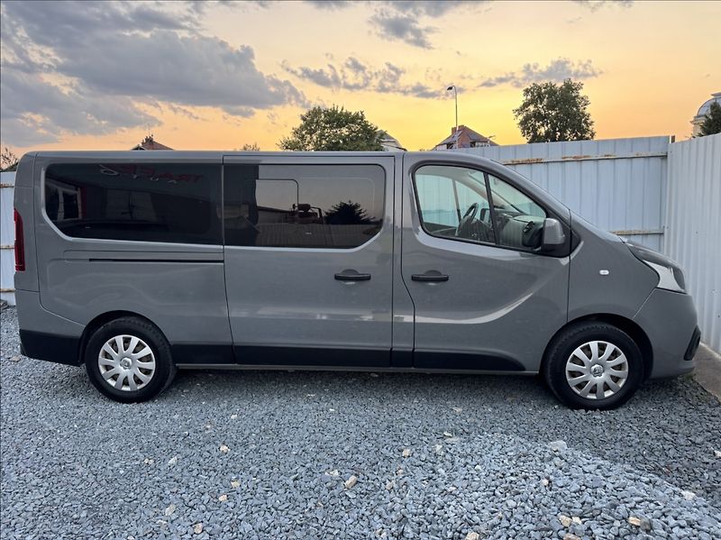Renault Trafic 1,6 DCi 8míst WEBASTO tažné ČR - fotka 14 z 50