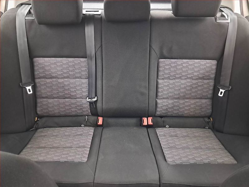 Škoda Octavia (2009) 1.6, po STK, jezdí výborně - fotka 10 z 14