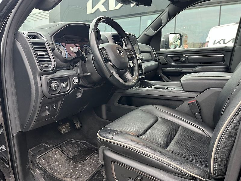 RAM 1500 5.7 V8 395 HP Crew Cab Limited - fotka 5 z 10