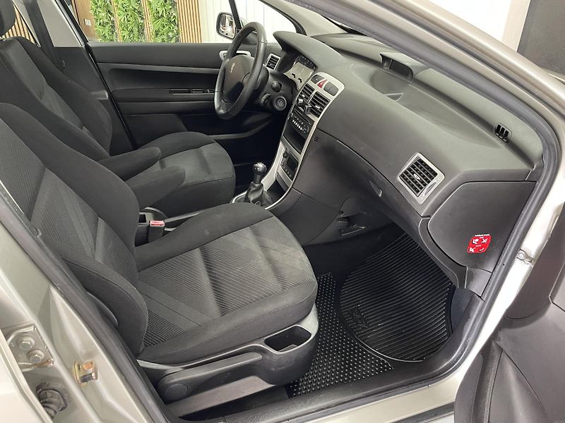 Peugeot 307 1.6 i ČR DIGIAC - fotka 12 z 22