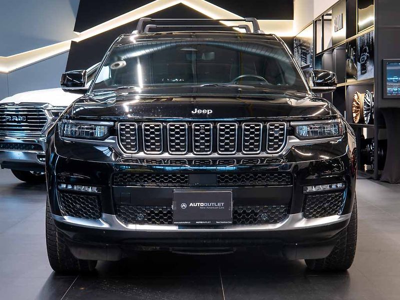 Jeep Grand Cherokee (2021) 5.7 Summit Reserve L V8 HeadUp - fotka 11 z 46