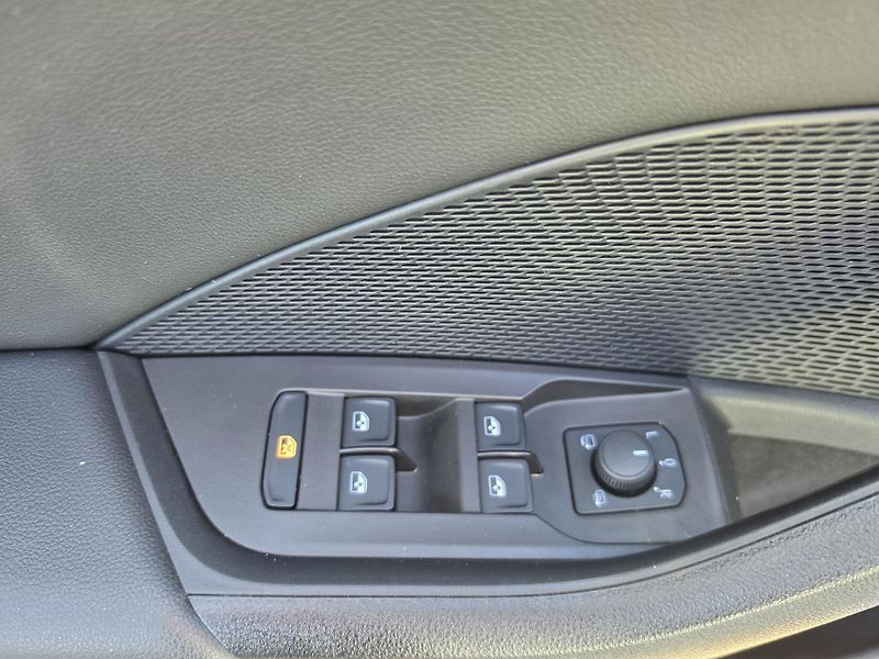 Škoda Octavia (2023) Combi Style 2,0 TDI 110 KW AUT - fotka 14 z 26