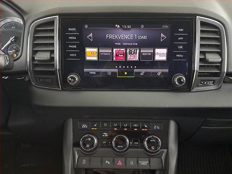 Škoda Karoq (2021) Style 1.5 TSI, Navi, Tempomat - fotka 12 z 18
