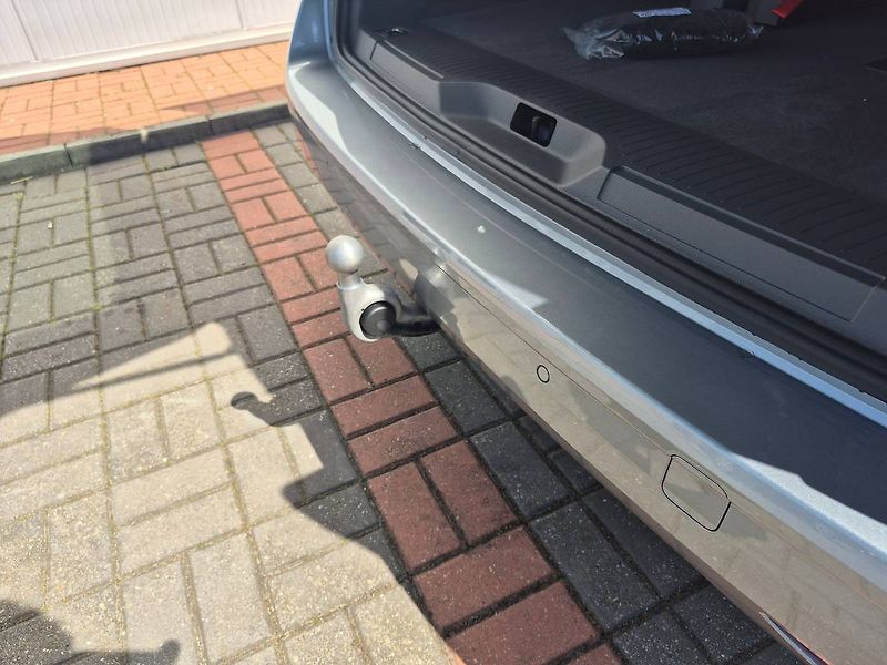 Volkswagen Multivan (2025) 2,0 TDI 110 kW Life Long DSG - fotka 20 z 23