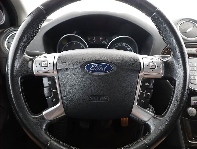 Ford Mondeo (2008) 1.8 TDCi, po STK, levný provoz - fotka 8 z 16