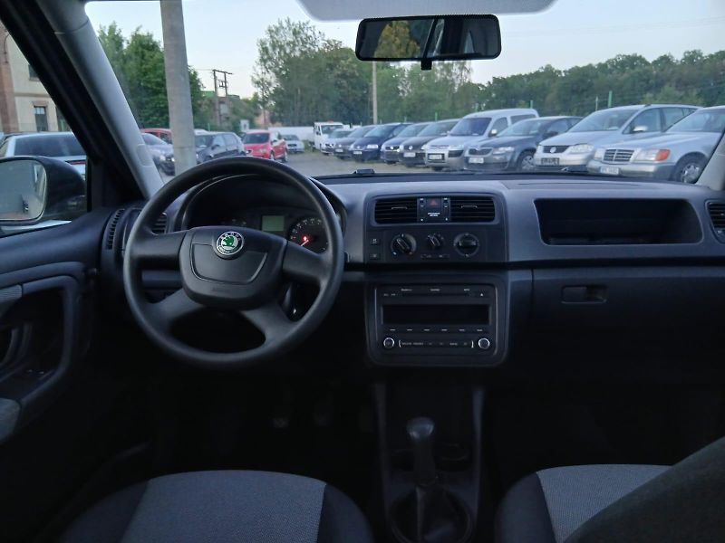 Škoda Fabia 1.2 TSI, facelift - fotka 30 z 33