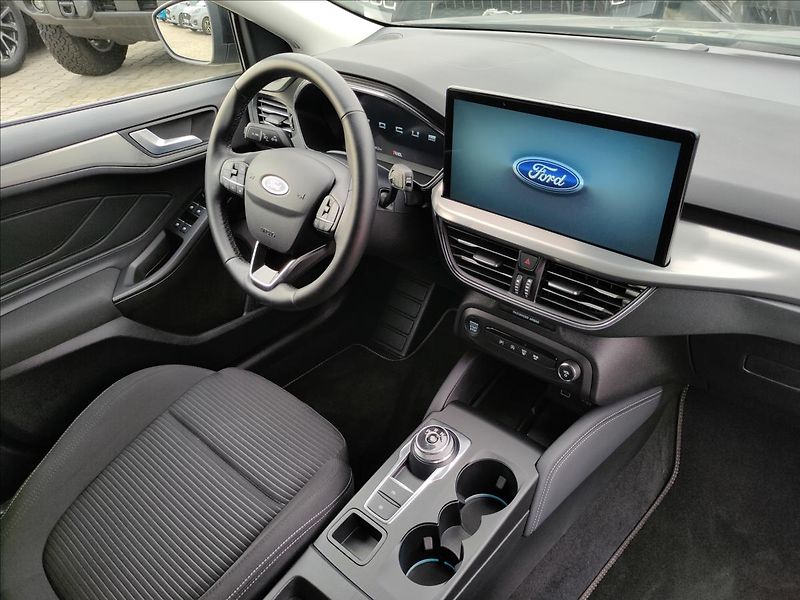 Ford Focus 1,5 EcoBlue 85kW TitaniumX AUT - fotka 18 z 41