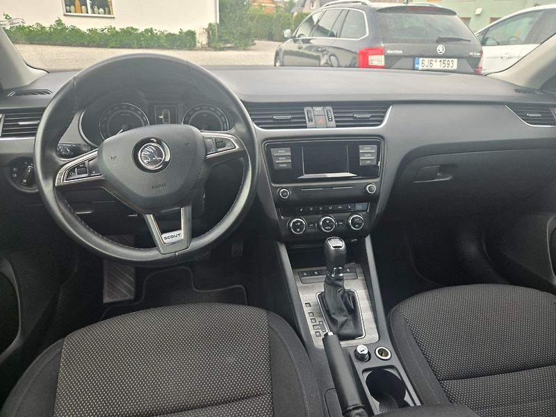 Škoda Octavia (2015) 2.0 TDI SCOUT DSG TOP 4x4 - fotka 9 z 28