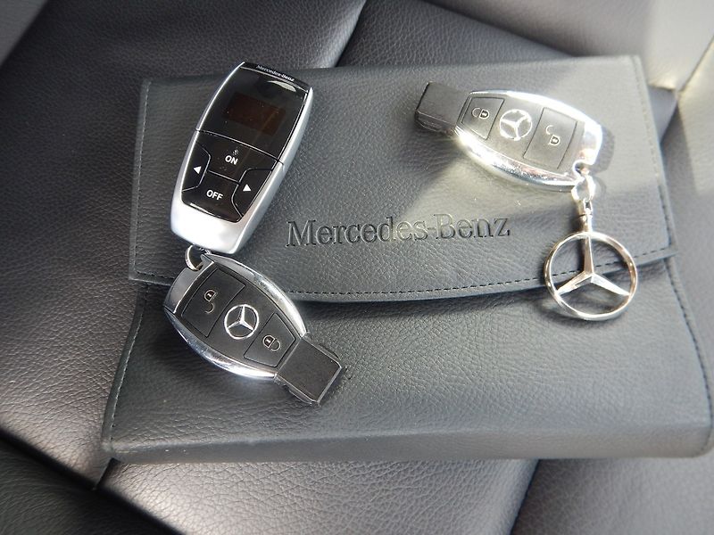 Mercedes-Benz Třídy G G 350 D AMG NEZ. TOP. KAMERA - fotka 31 z 35
