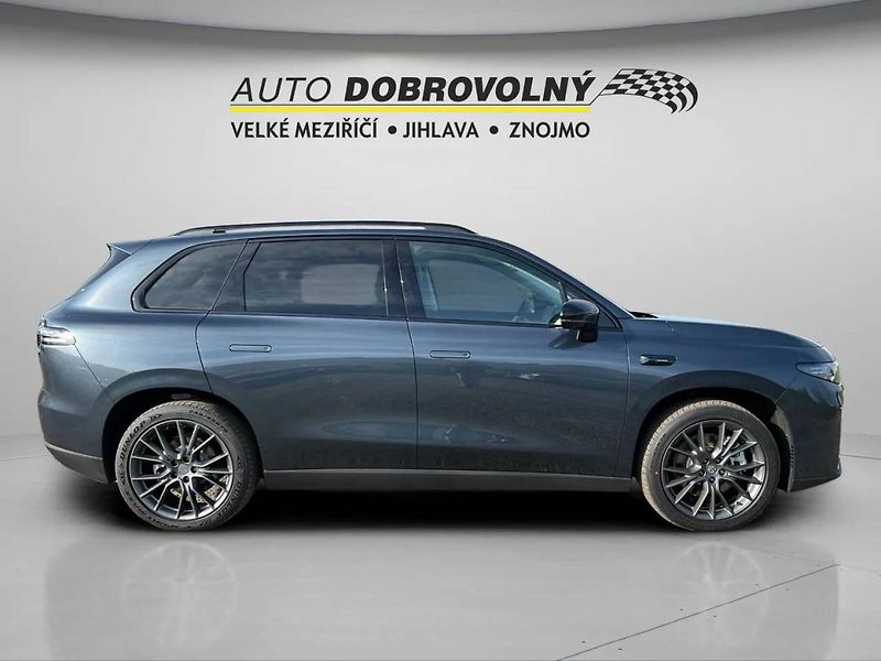 Leapmotor C10 (2025) Design 81,9 kWh AWD/172078 - fotka 10 z 40