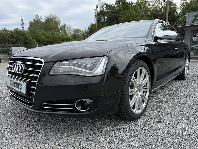 Audi A8 V8 4.2TDi Quattro BOSE LED - fotka 1 z 23