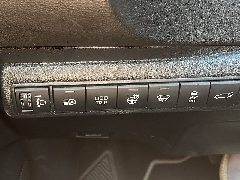 Toyota Corolla 1.8HEV, ČR, Style, DPH - fotka 15 z 16