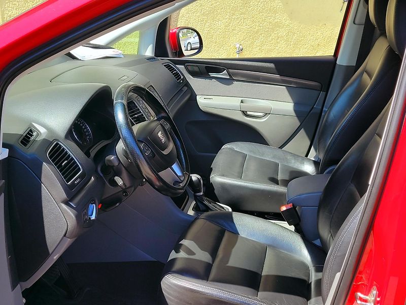 Seat Alhambra 2,0 DSG REFER, SERV.KNIHA,7mís - fotka 31 z 45