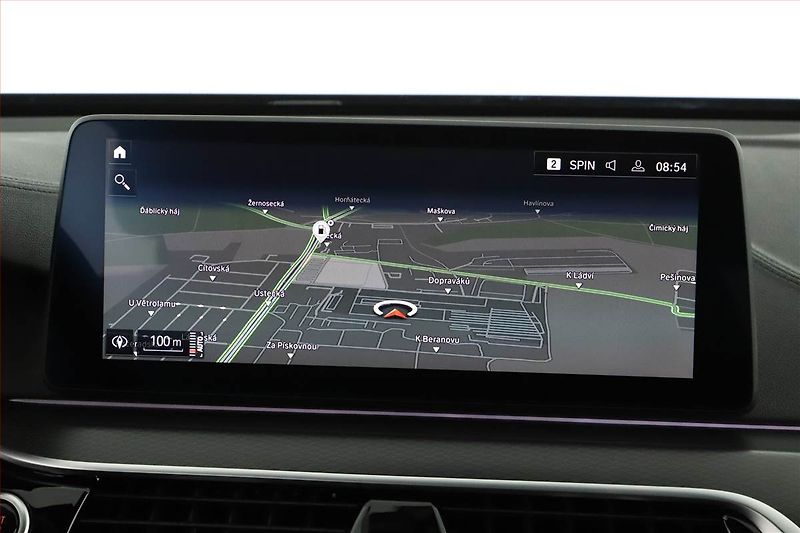 BMW Řada 6 (2022) 640i xDrive GT - fotka 13 z 20